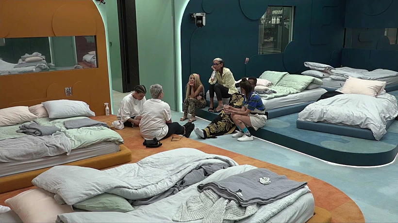 האח הגדול עונה 5, לרה, ספיר, אתי, סתיו, אברהם ויובל לוי