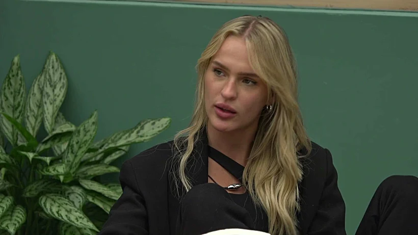 האח הגדול. ניקול