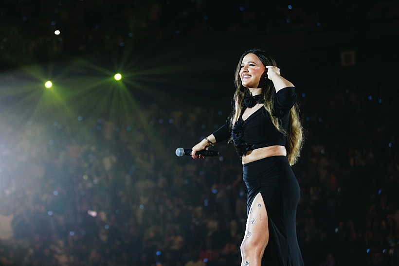 מופע העשור של עדן בן זקן בהיכל מנורה