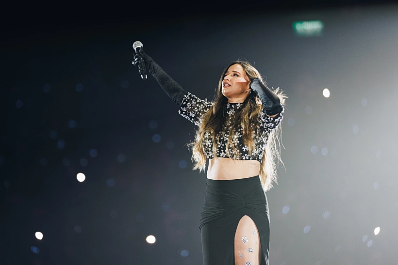 מופע העשור של עדן בן זקן בהיכל מנורה