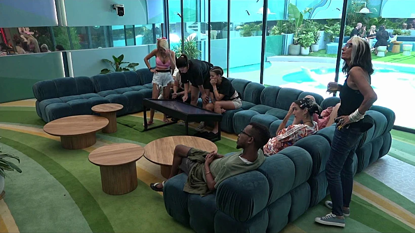 סתיו, גל, ספיר,יענקי,לרה, האח הגדול