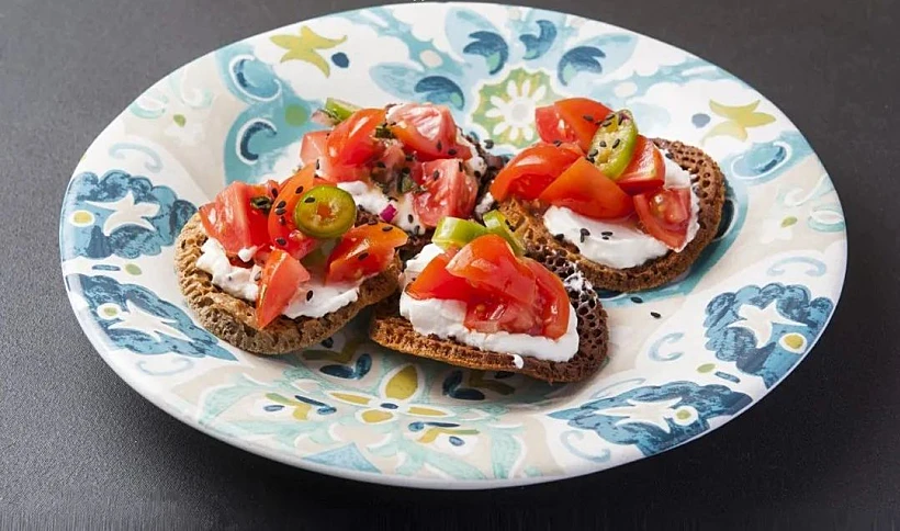 סנאיה בר-קפה