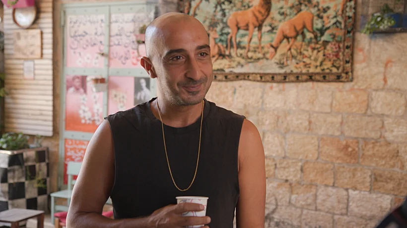 לואי נופי ב"שמיים אדומים"