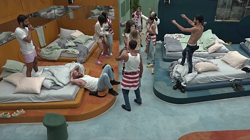 האח הגדול. אלון, יובל לוי, אתי, אברהם, ספיר, שי, שניר, ניקול, בן ולין