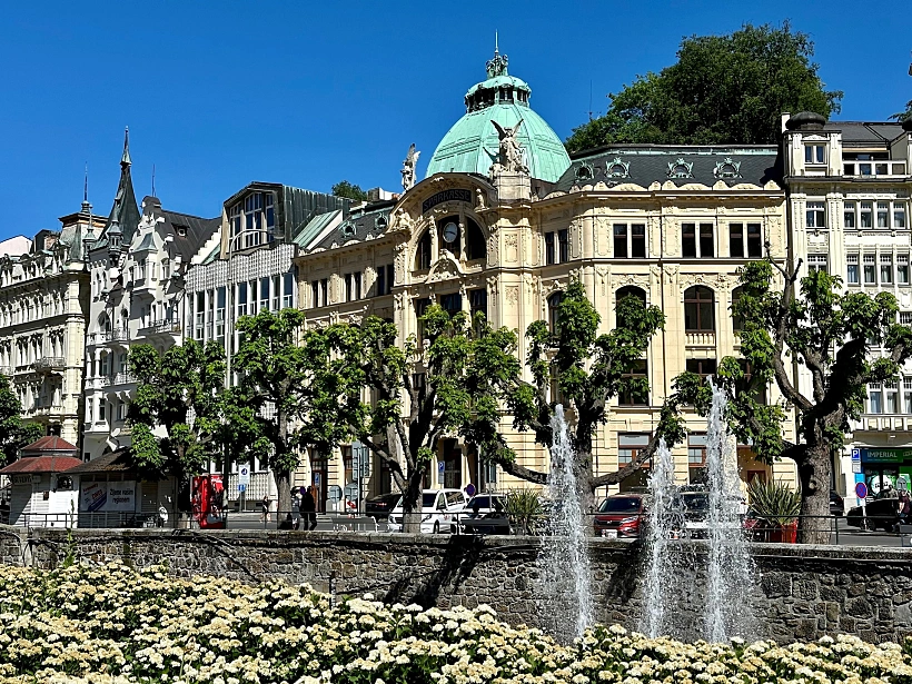 קרלובי וארי