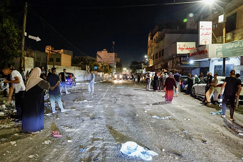 תושבי ג'נין נמלטים מבתיהם מבצע צבאי
