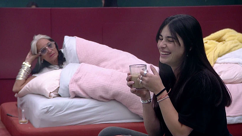 האח הגדול עונה 5, אתי ולין