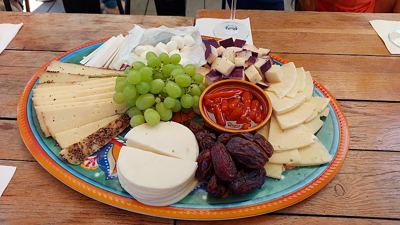 גבינות וין ביינות ירושלים
