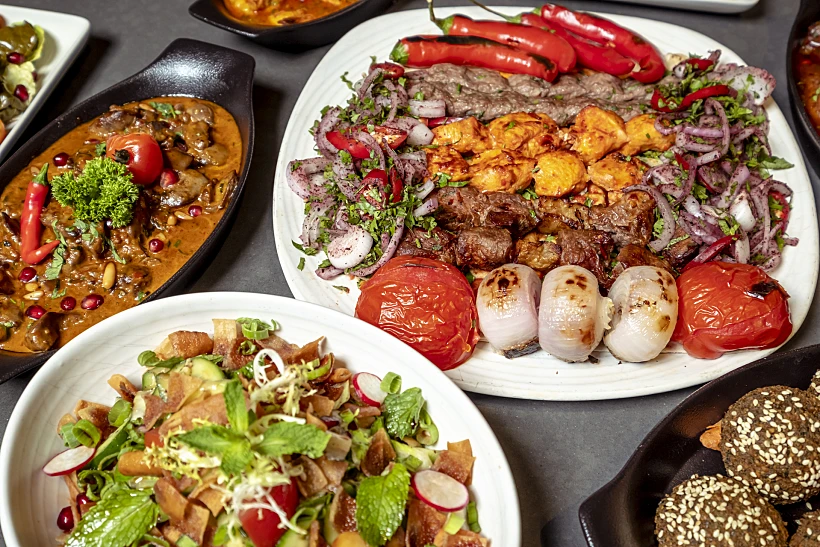 מטבח ים תיכוני במסעדת Olea קמפינסקי דובאי