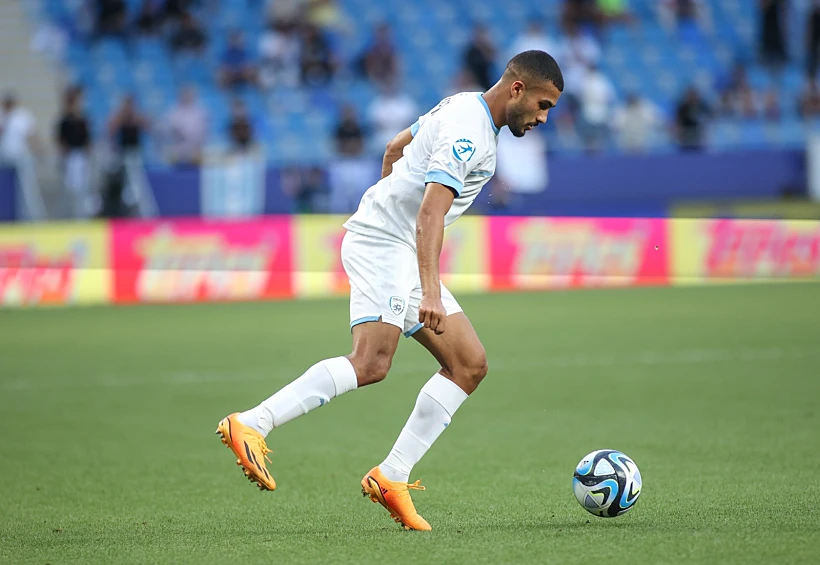 כארם ג'אבר בפעולה