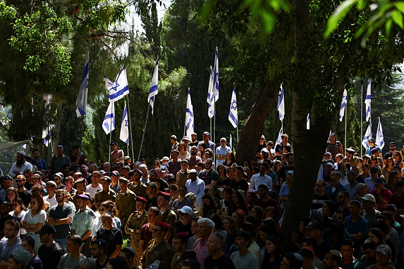 הלווייתו של סמ''ר שילה אמיר שנהרג בפיגוע ליד קדומים