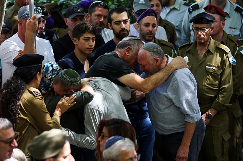 הלווייתו של סמ''ר שילה אמיר שנהרג בפיגוע ליד קדומים