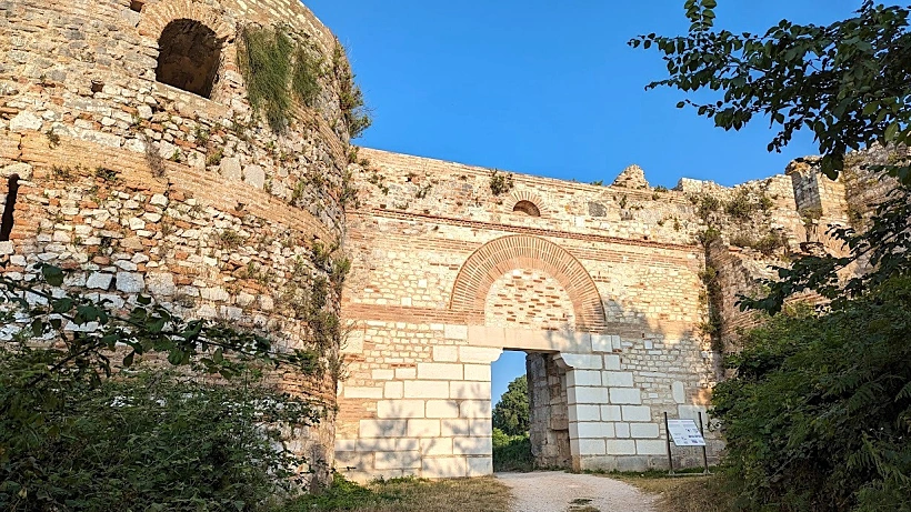 עתיקות פרבזה