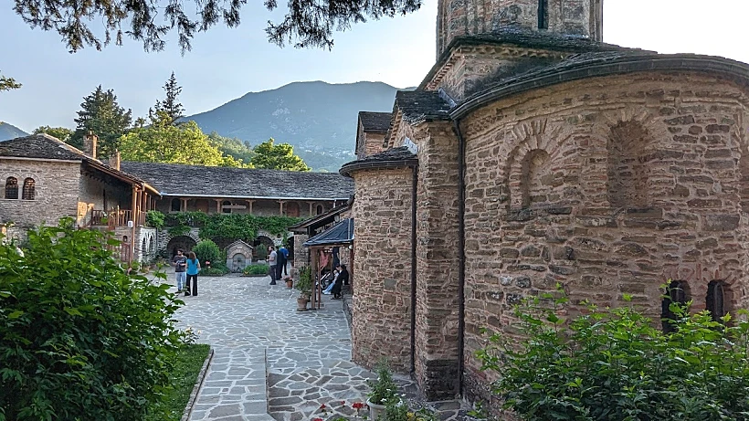 מנזר Monastery Molivdoskepasti