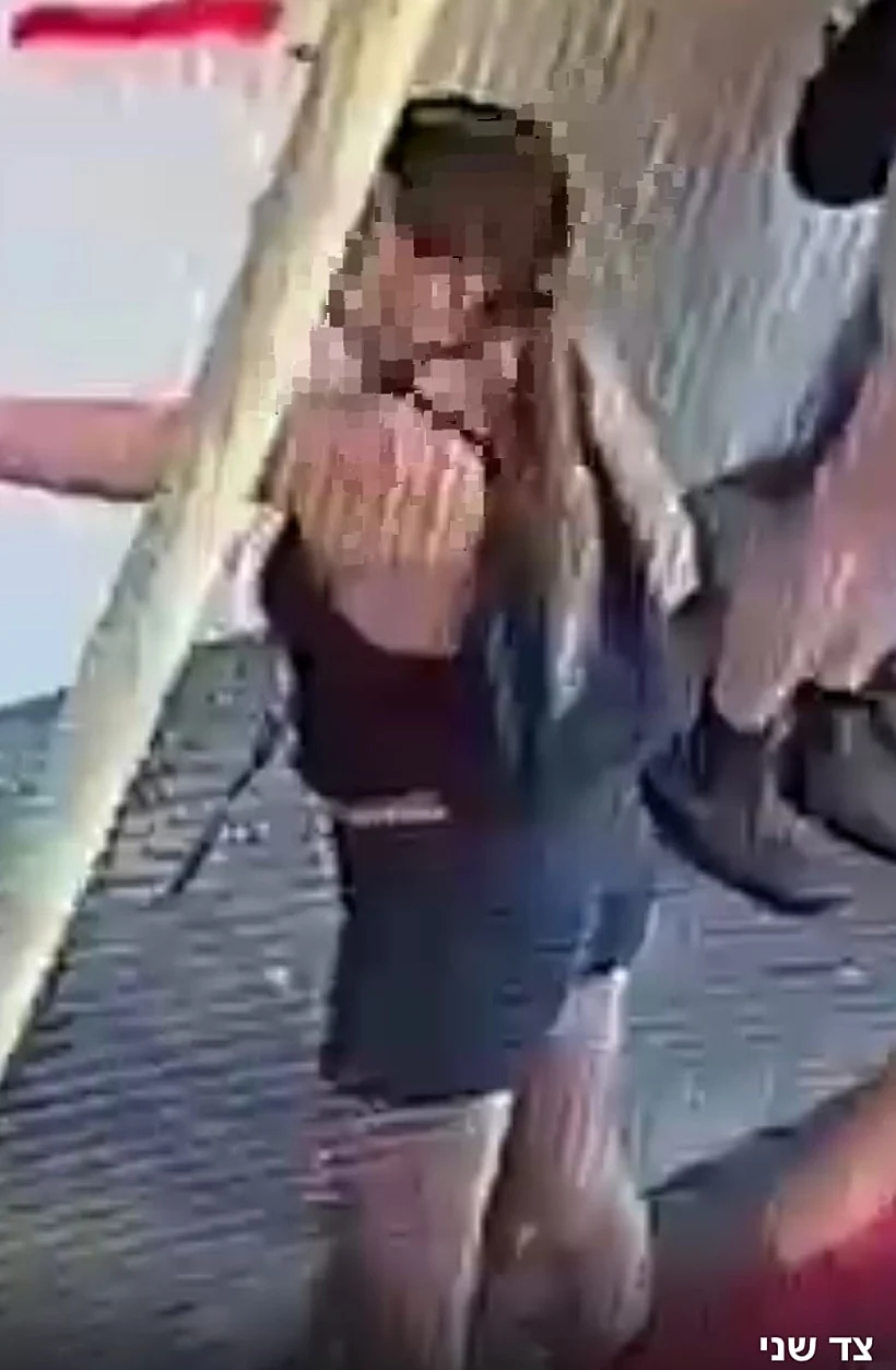 המפגינה שריססה גרפיטי במחאה בבית הדין הרבני בתל אביב