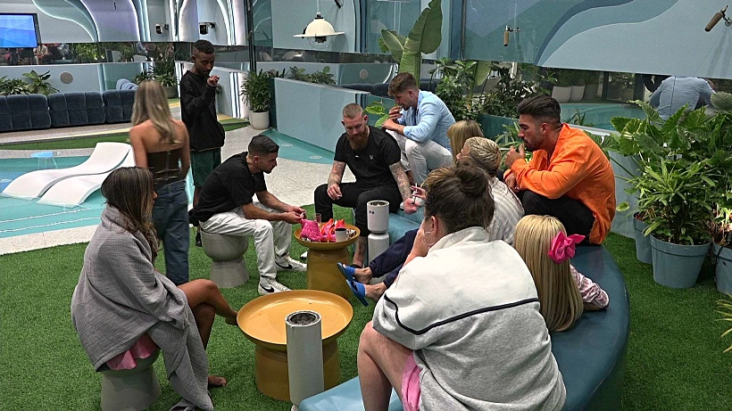 אברהם, סתיו, אורי נגר, אורי כהן, ריקי, שיר, ליאל, בן ושניר שניר האח הגדול עונה 5