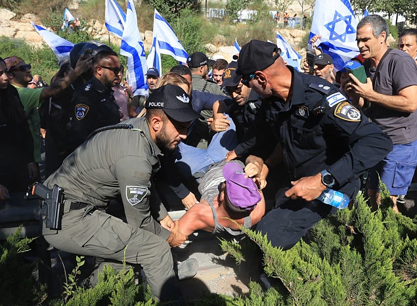 מעצרים אלימים בירושלים