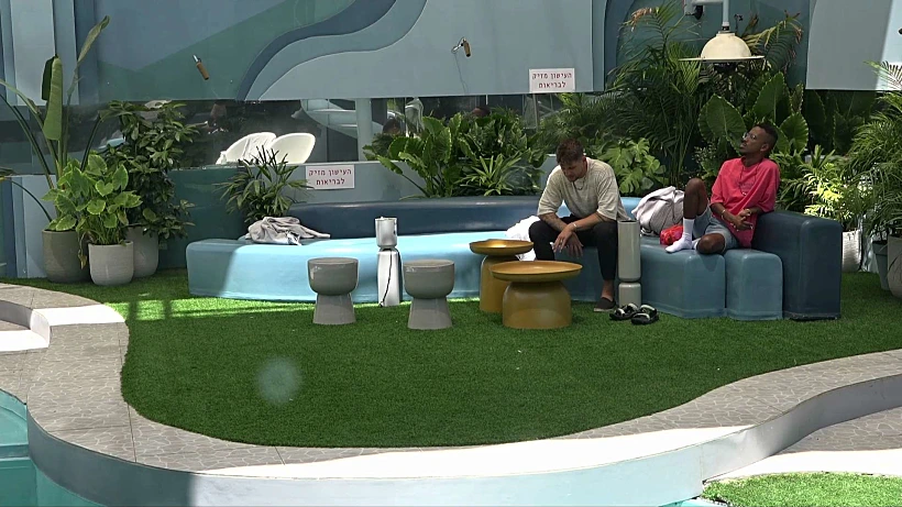 האח הגדול עונה 5, אורי נגר ואברהם