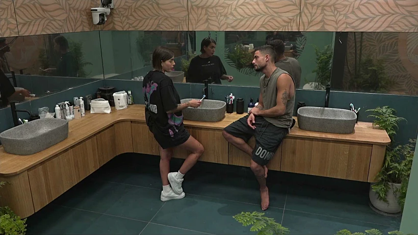 האח הגדול עונה 5, ספיר ושניר