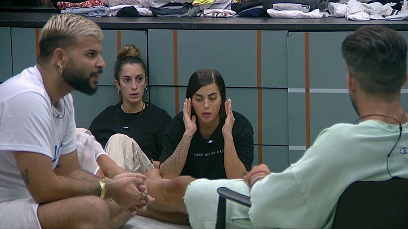 האח הגדול עונה 5, אורי כהן, ספיר, יובל מעתוק וליאל