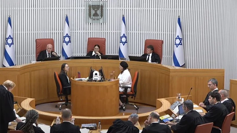 בג''ץ דן בחוק הנבצרות, העליון