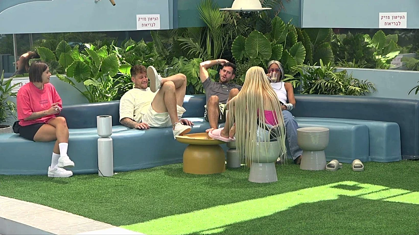 האח הגדול עונה 5, יאיר, אתי סתיו, ספיר ואורי נגר