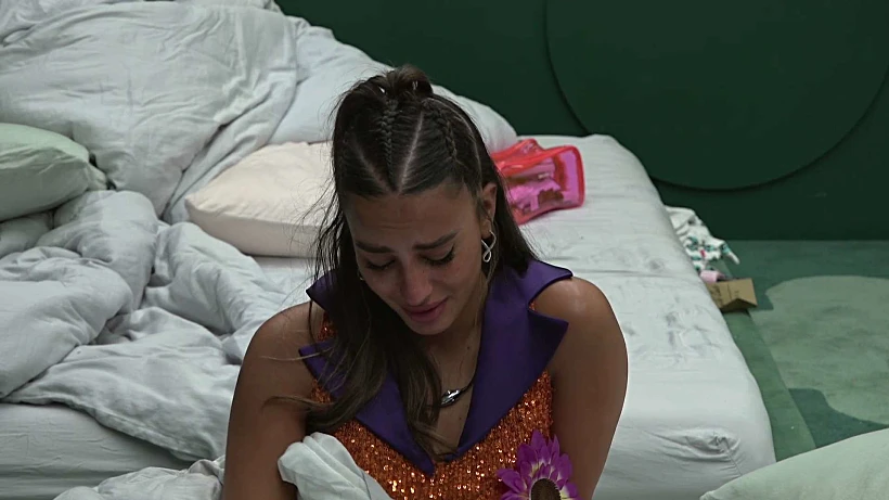 שיר, האח הגדול