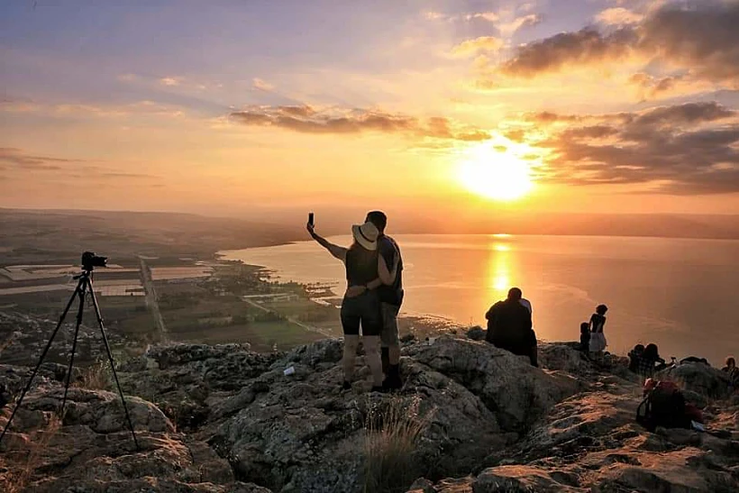 קיץ מורשת בצפון - סיור זריחה בארבל
