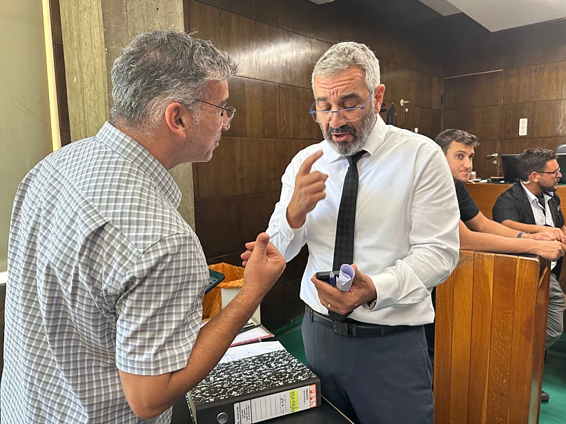 עו''ד תמיר סננס וחוקר הימ''ר רס''ב רפי מזרחי היום בדיון