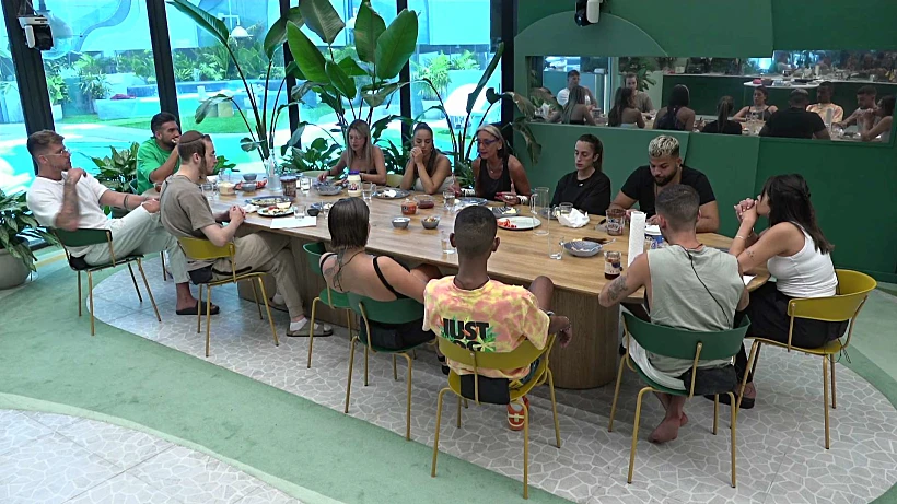 האח הגדול.ליאל, יובל מעתוק, אתי, אורי כהן, אורי נגר, ספיר, אברהם, שיר,שניר, שי, יענקי, עדן