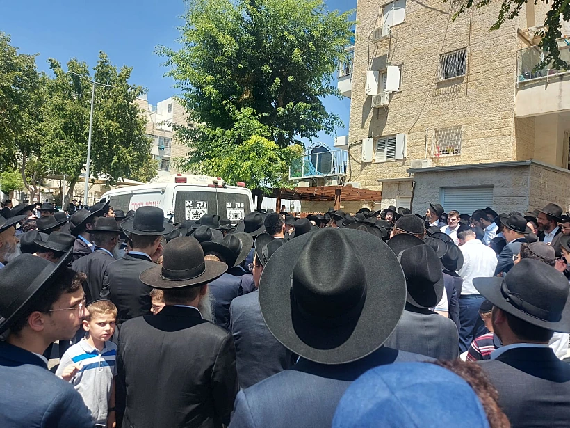 הלוויית הילד בן ה-11 שטבע בבריכה במתתיהו