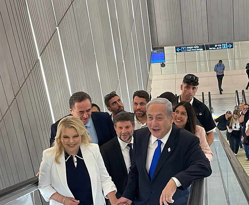 ראש הממשלה נתניהו ורעייתו, שר האוצר סמוטריץ', שר האנגריה כ''ץ ושרת התחבורה רגב