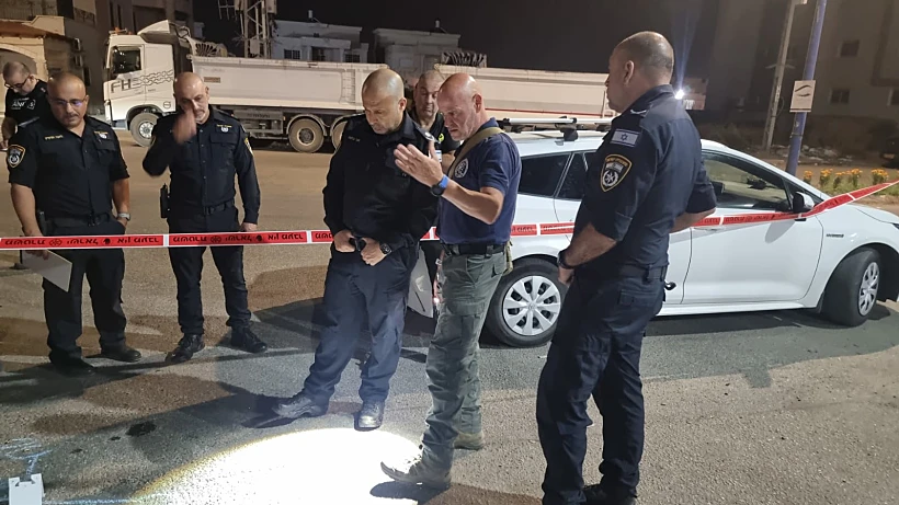 מפקד מחוז מרכז, ניצב אבי ביטון, בזירת הרצח בטירה