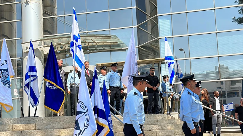 טקס חילופי מפקד מחוז חוף של המשטרה