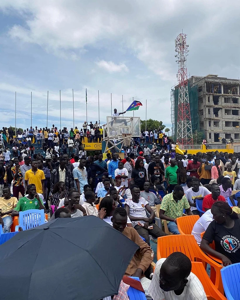 צפייה משותפת במשחק ההעפלה של דרום סודן לאולימפיאדת פריז