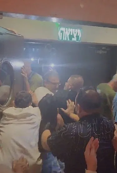 המהומה בכנס הליכוד ברעננה