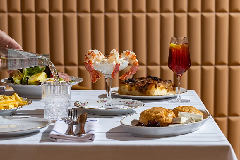 ארטל פורמל, בראנץ'