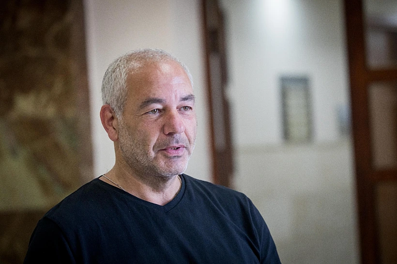 רונאל פישר בבית המשפט, 2020