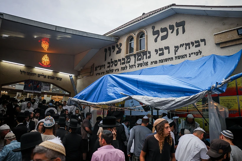 חסידים באומן (ארכיון)