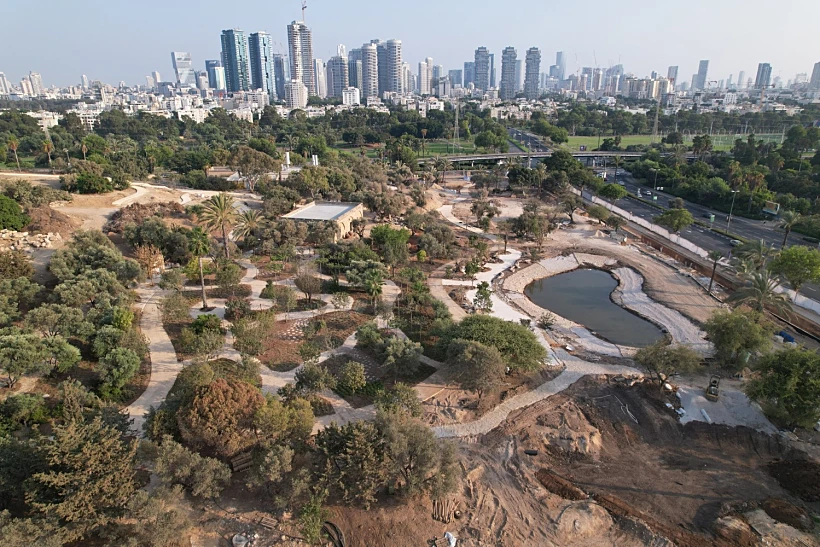 בוסתן מוז"א