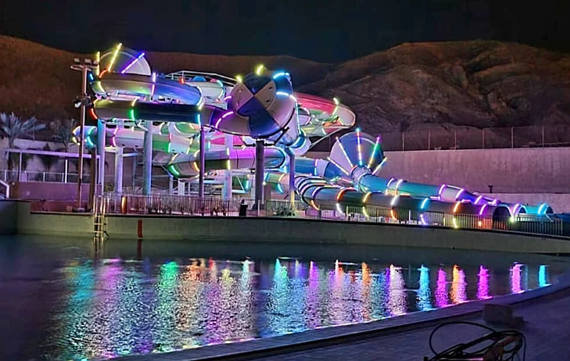 פארק ווטרלנד בלילה