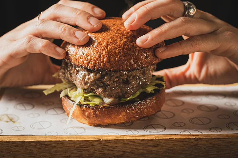 ההמבורגר של רז רהב, OCD