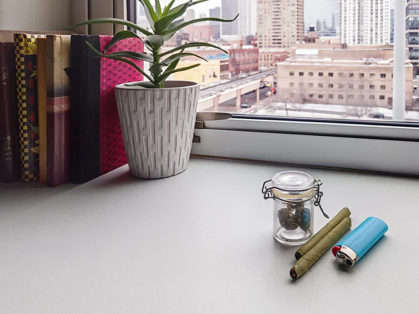 "גם אם אני אצטרך להיכנס למינוס אני אמשיך לעשן"