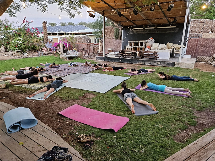 פעילות יוגה ב"בר המכוורת