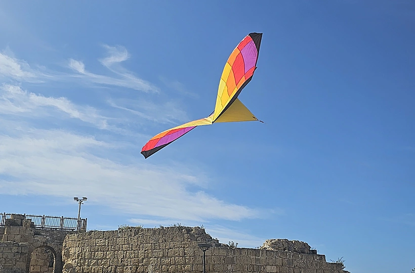 עפיפונים בשמי קיסריה