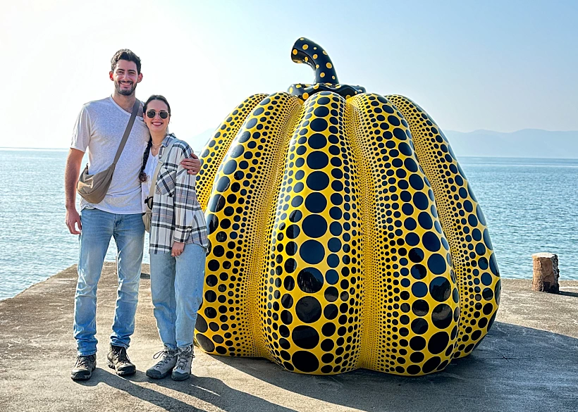 אי האומנות Naoshima ביפן