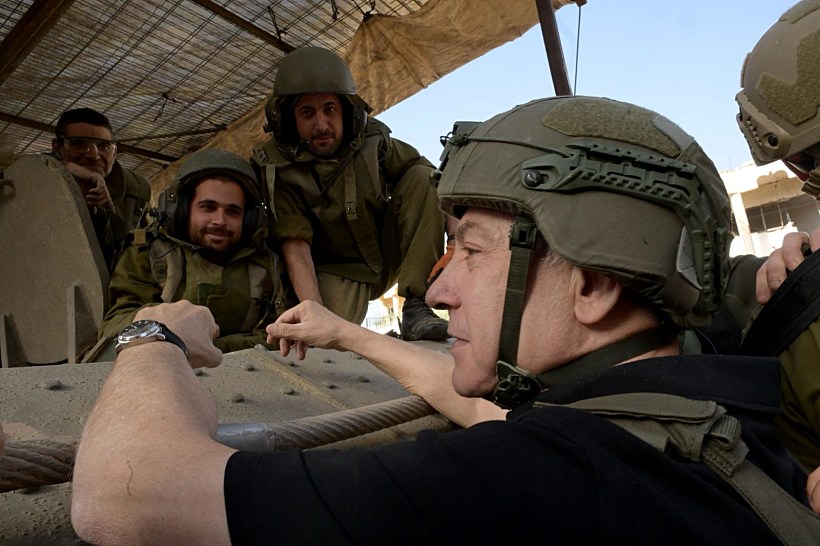 רה"מ נתניהו בביקור ברצועת עזה חרבות ברזל