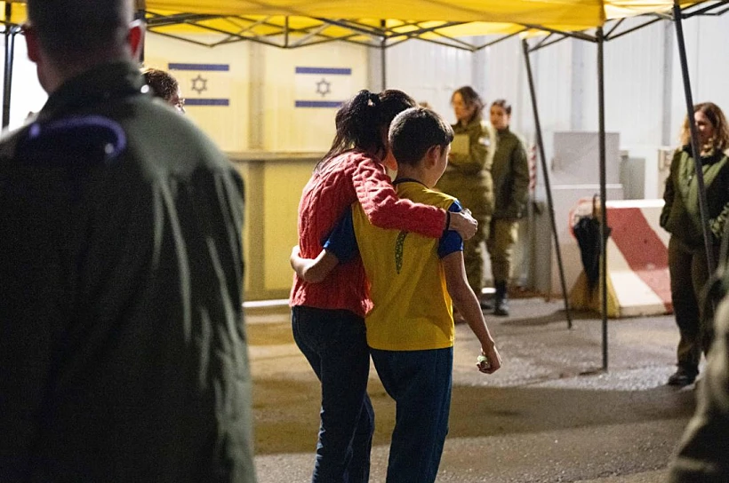 המפגש של איתן יהלומי עם אימו בכרם שלום
