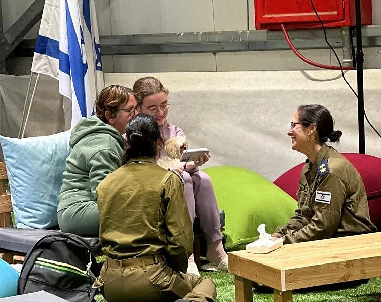 גבריאלה ומיאה ליימברג