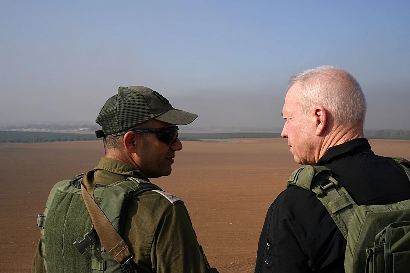 חרבות ברזל עזה שר הביטחון גלנט בתצפית על סג'עייה וג'באליה